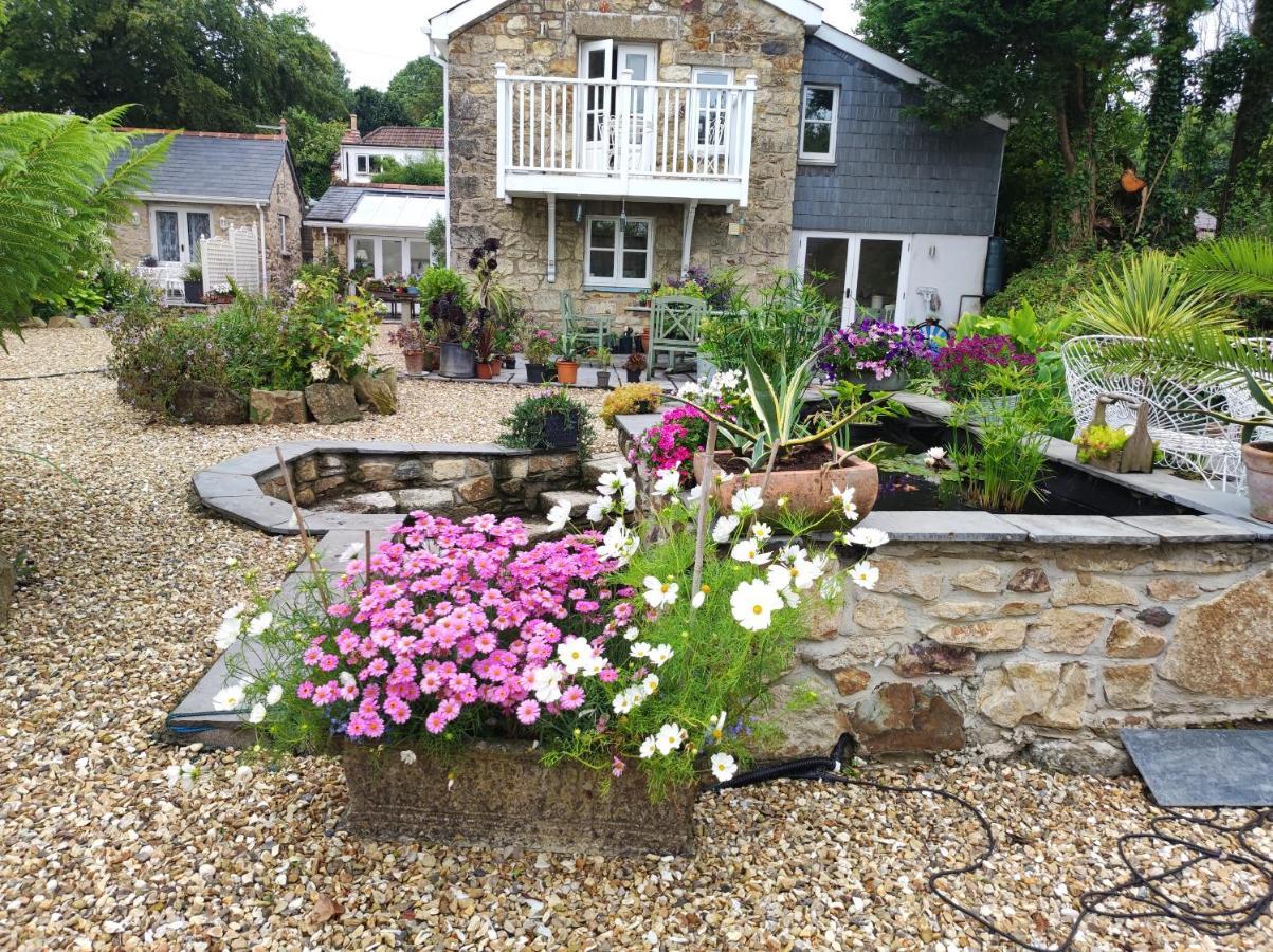 セント・オーステル Pleasant Streams Barn Bed & Breakfast エクステリア 写真